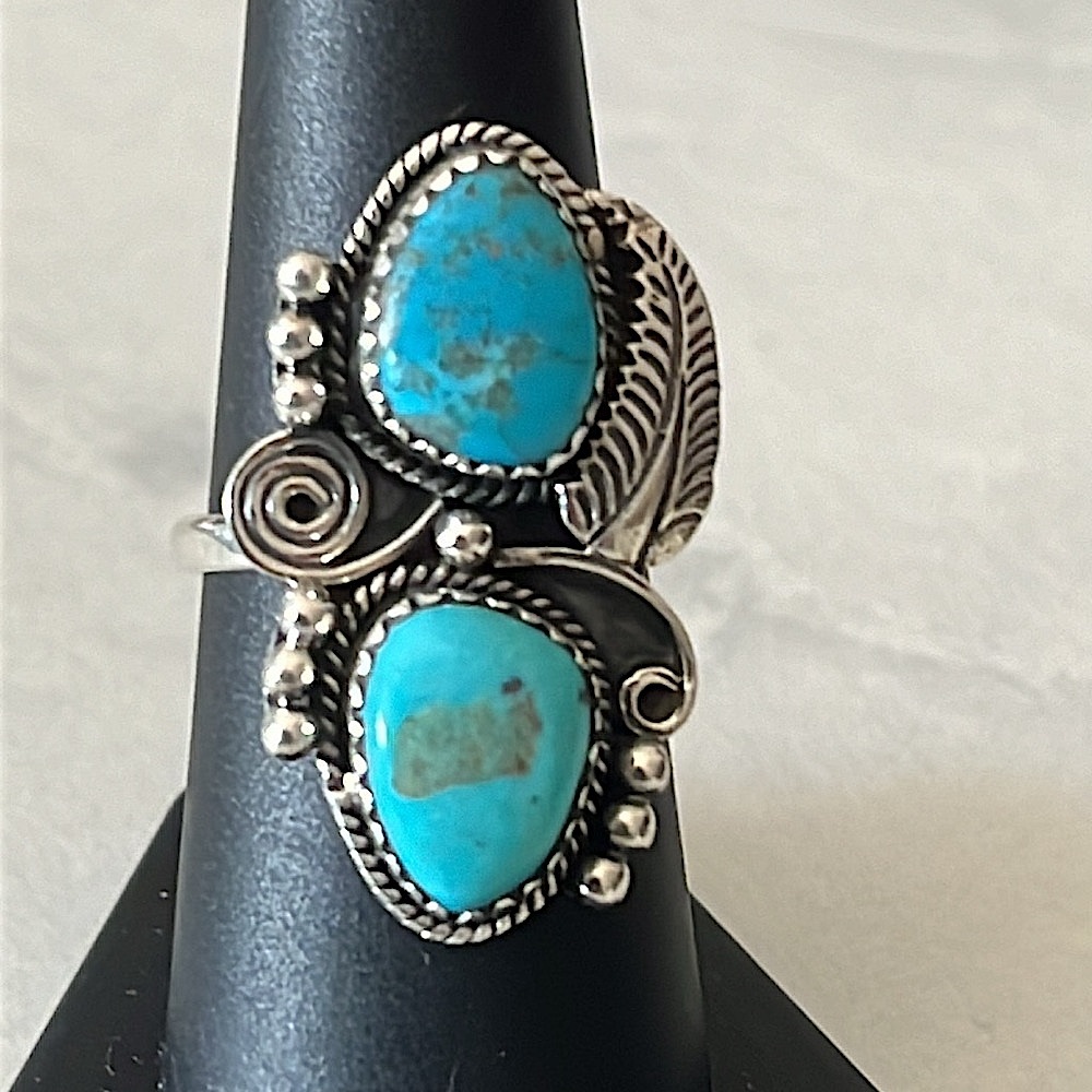 925 Sterling Silver Native/Navajo TURQUOISE Ring Size 7.5